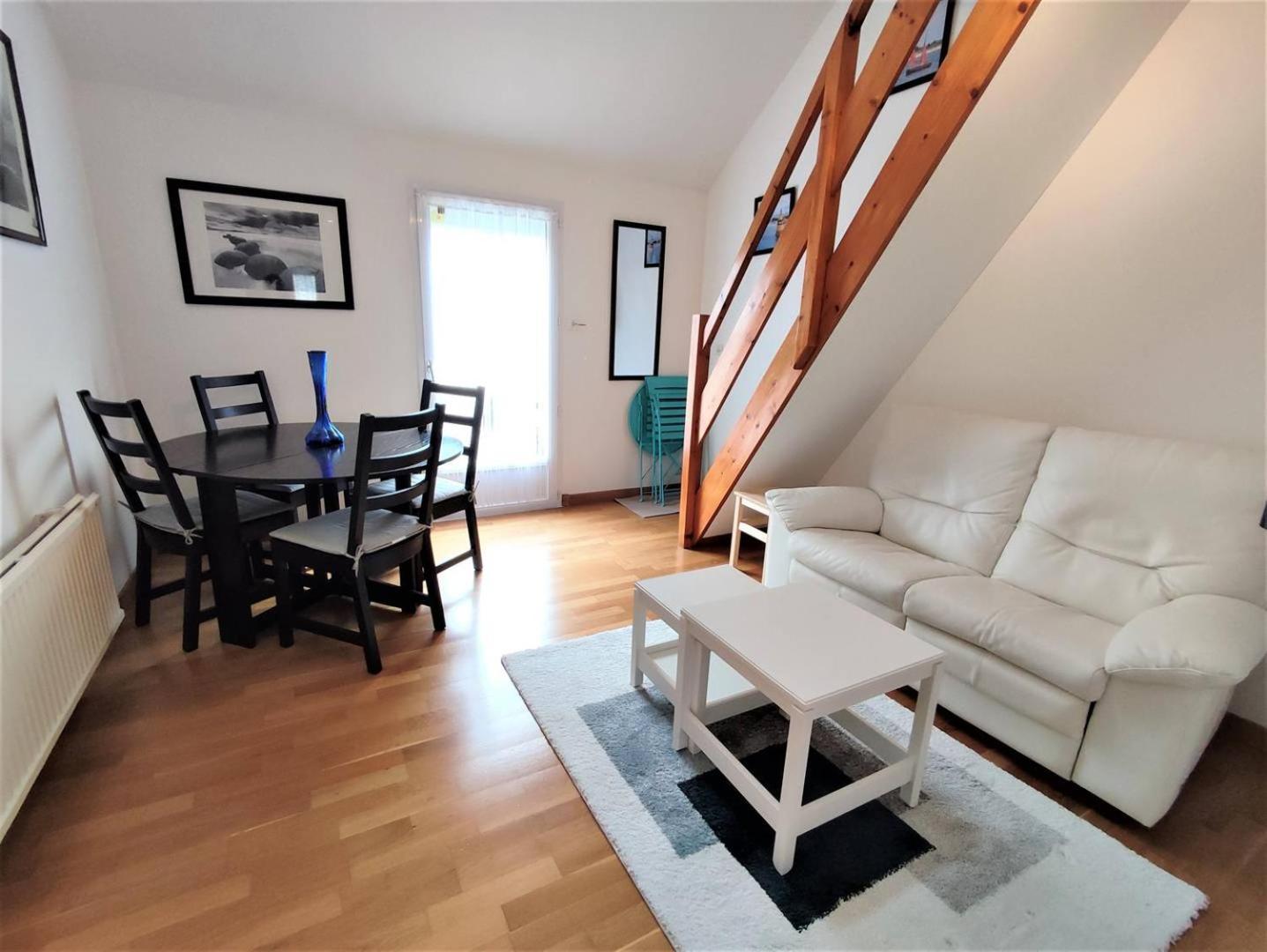 Apartment Avec Wifi, Parking Au Centre De Ref - 953